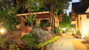 Unclassified image, 2 of 89, button - The Beach Garden Resort (Pattaya)