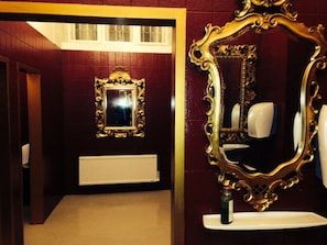 Bathroom - De l' Europe Gastein (Bad Gastein)