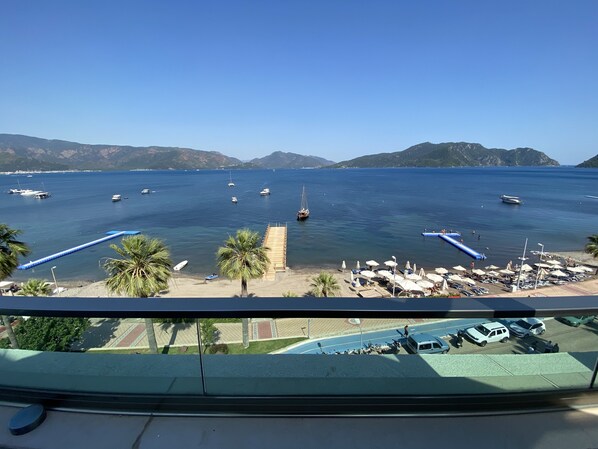 Standard Room, Sea View | Minibar, in-room safe, free WiFi, bed sheets - B&B Yüzbaşı Beach Hotel (Marmaris)