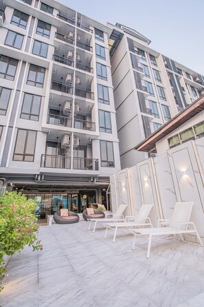 บริเวณภายนอก