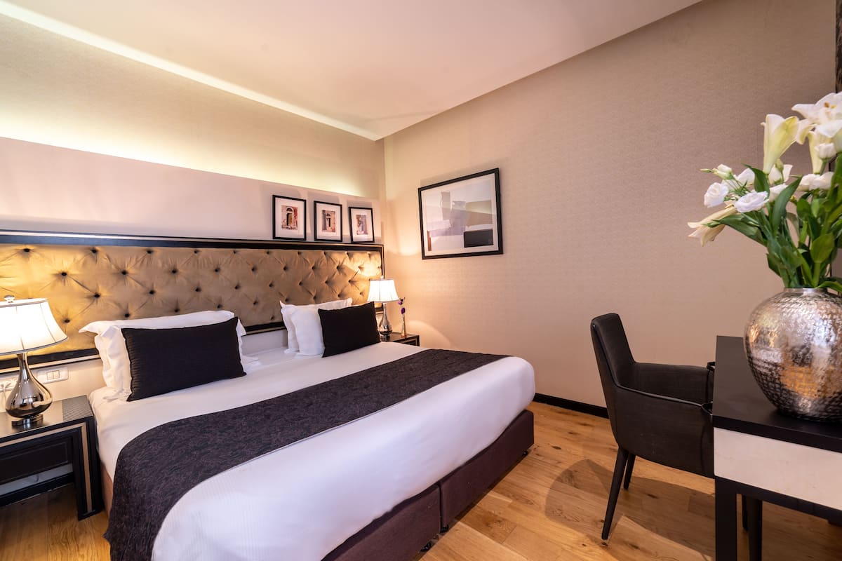 In-room safe, individually decorated, individually furnished