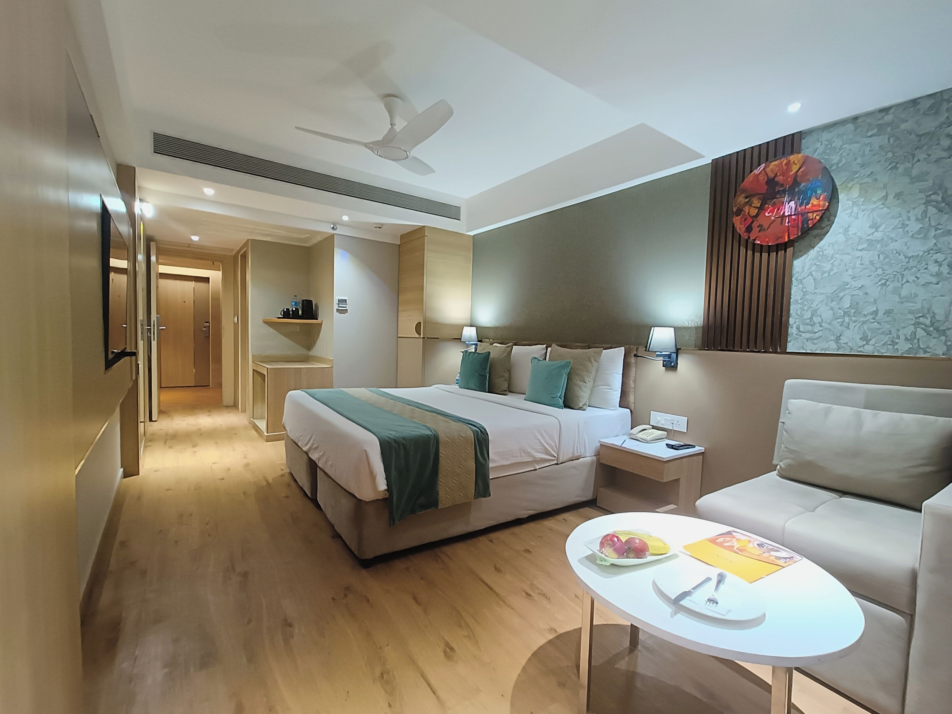 minibar, in-room safe, desk, soundproofing