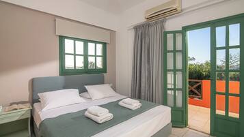 1 bedroom, free WiFi, bed sheets