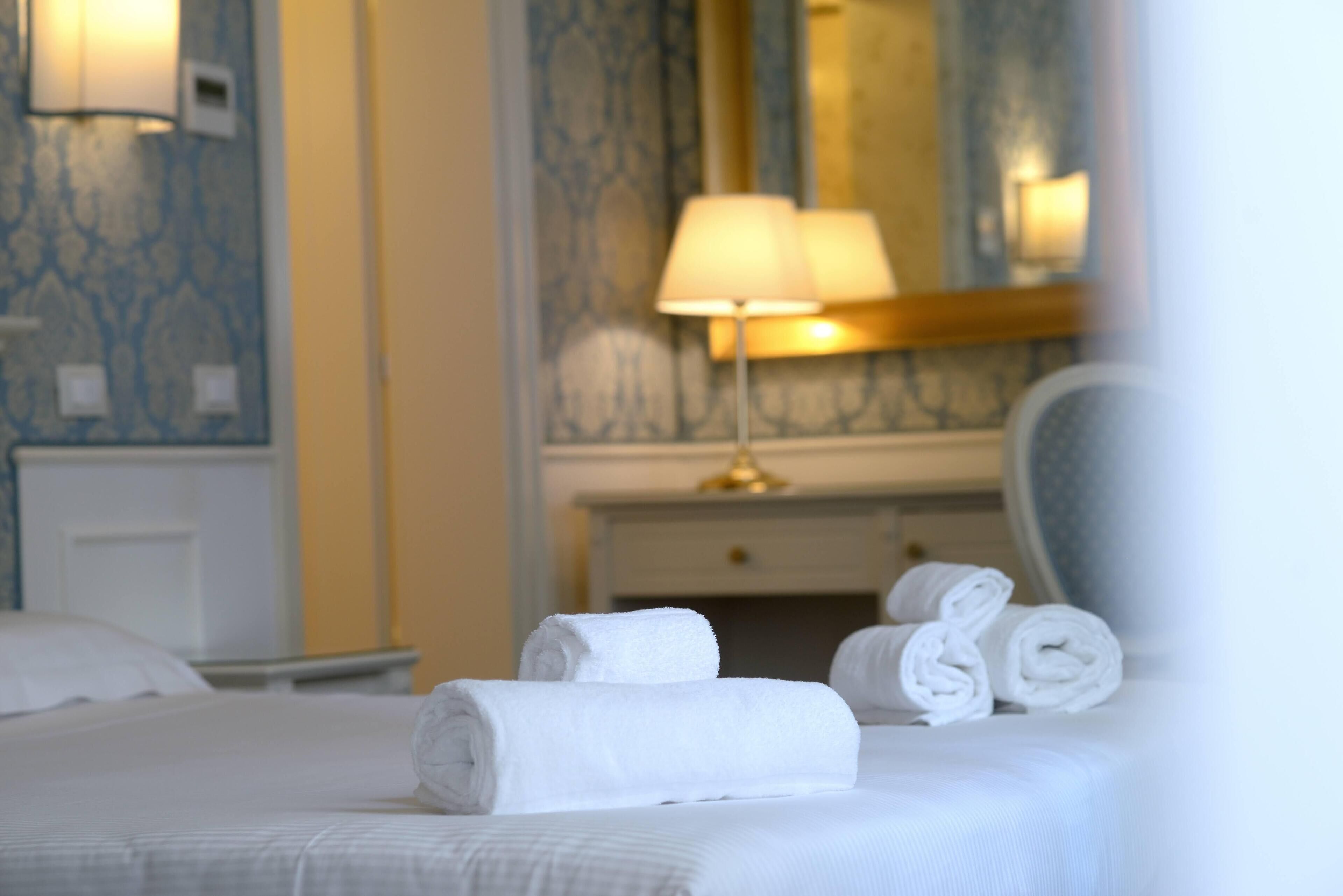 Hypo-allergenic bedding, down duvets, minibar, in-room safe