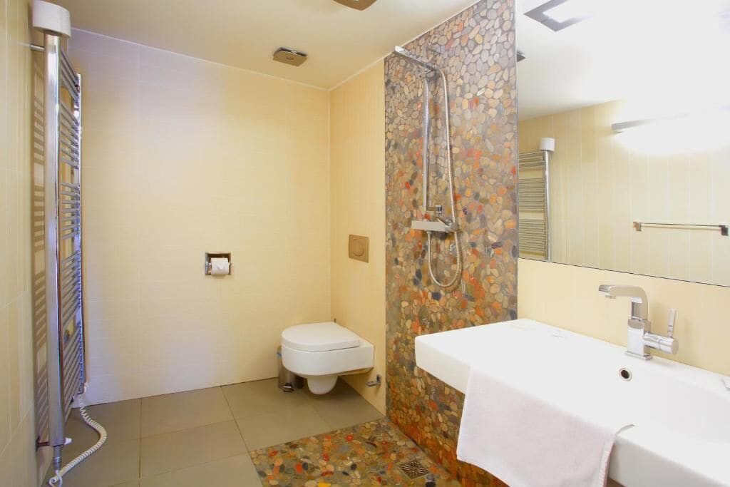 Photo - Prague Palace - Wenceslas Square