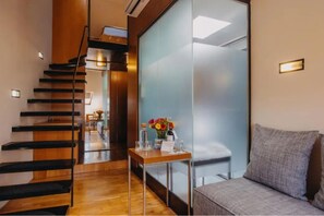 1 habitación, minibar, caja de seguridad en la habitación y escritorio 