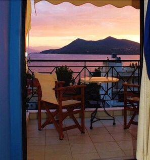 ระเบียง