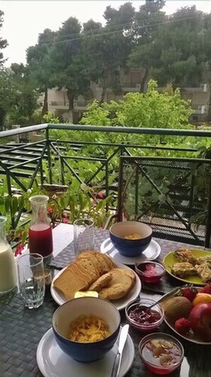 Daily buffet breakfast for a fee - Sagini Hotel (Istiaia-Aidipsos)