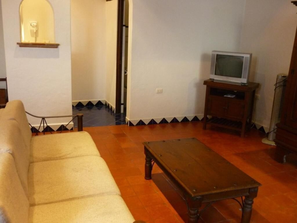 22-inch lcd tv with cable channels, tv