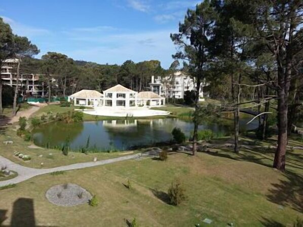 Apartment, 1 Bedroom | Property grounds