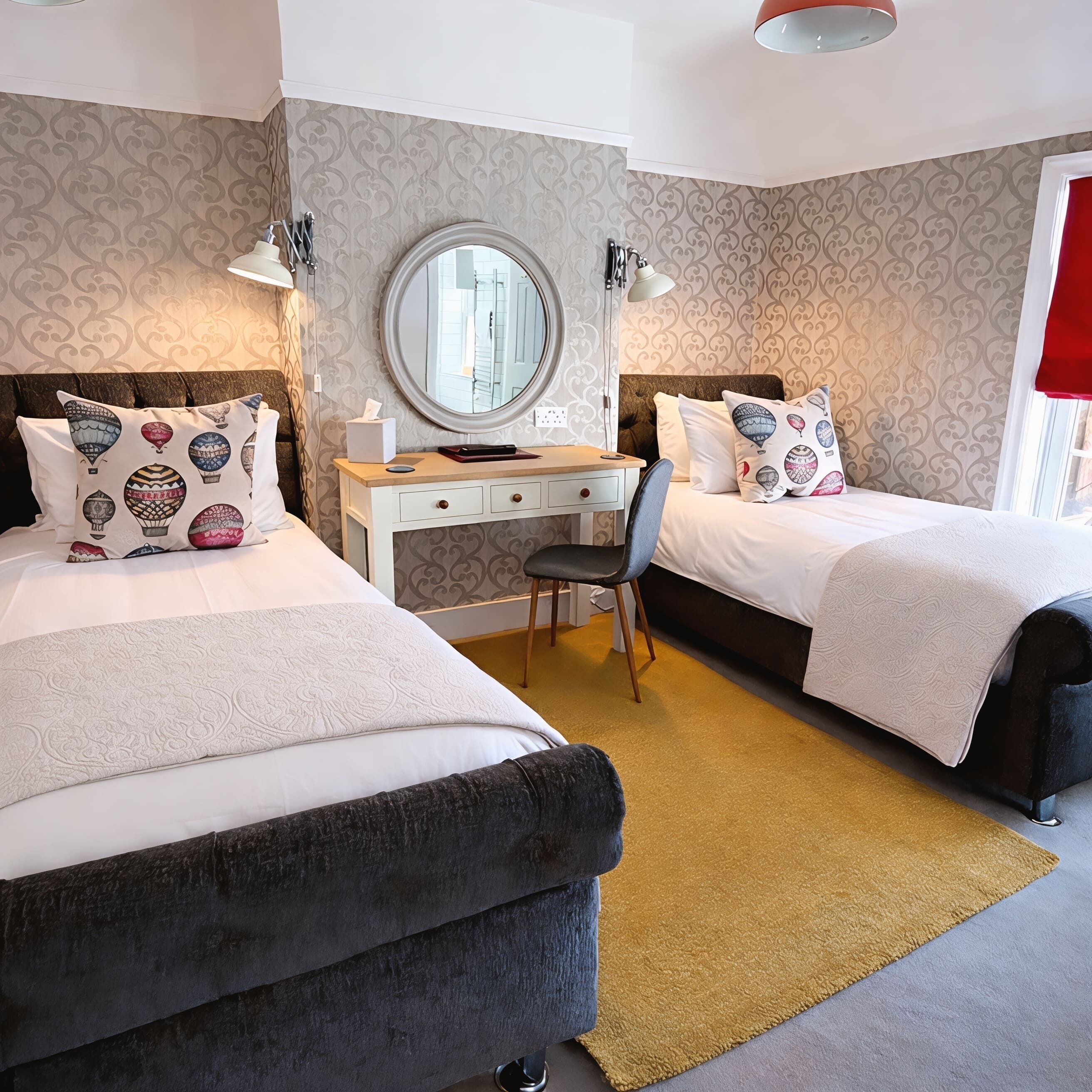 Deluxe Twin Room, Ensuite (The Old Vic -9)