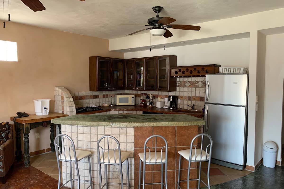 condo deluxe with kitchen | private kitchen