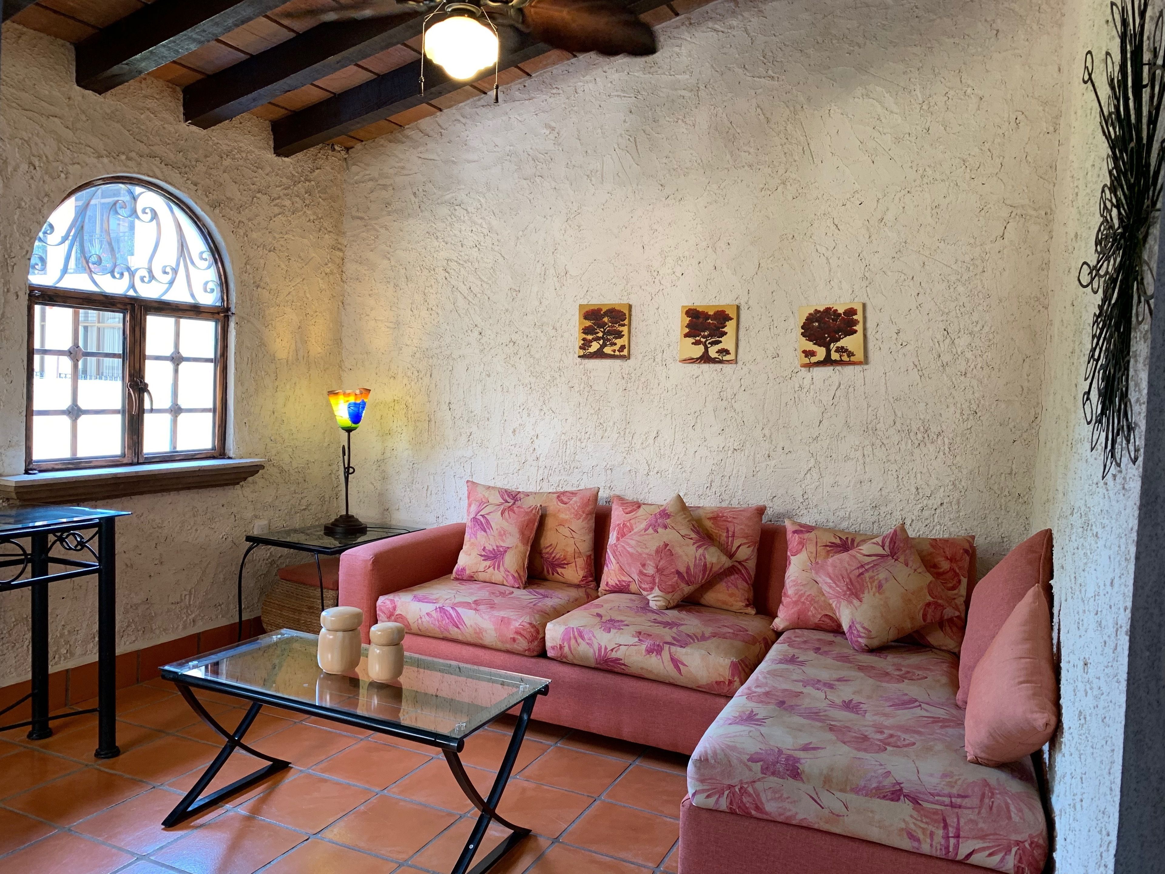 Suite Deluxe with Kitchen | Living area