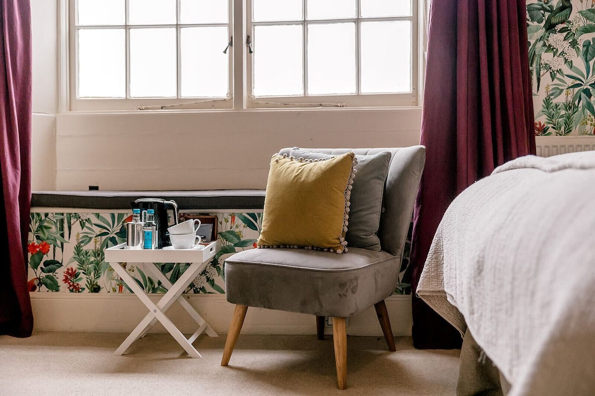 Kahden hengen deluxe-huone, kylpyhuone makuuhuoneen yhteydessä (Sorrel)