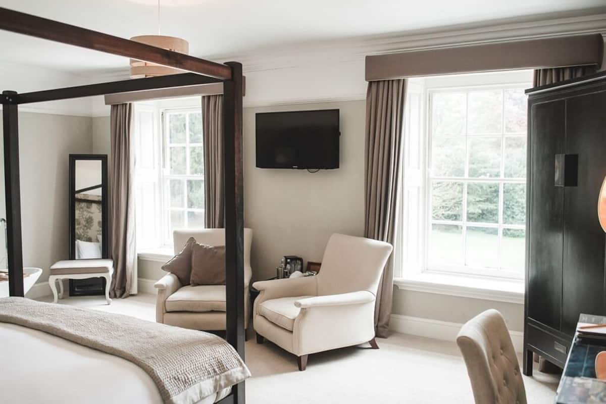 luxury suite, ensuite (samphire)