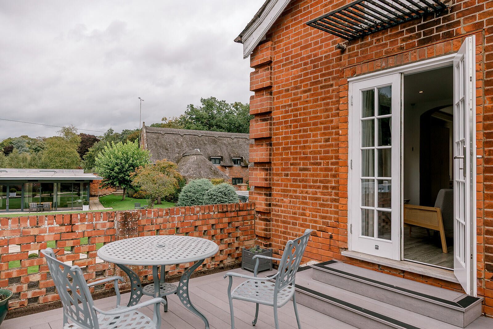 إطلالة من الشرفة