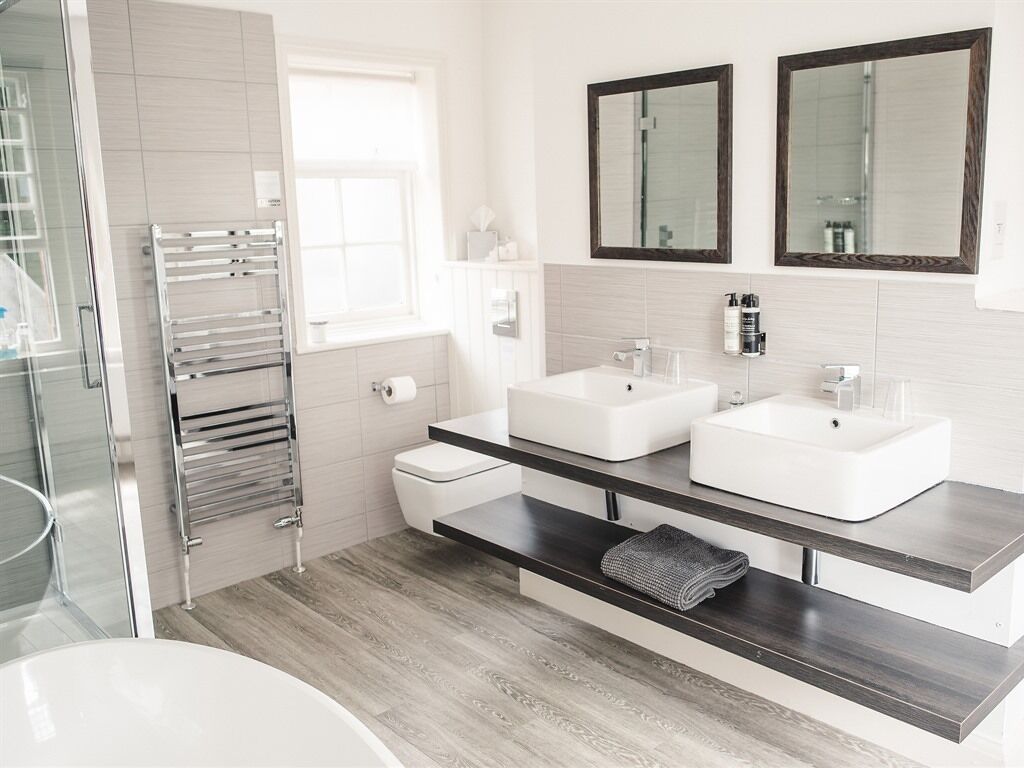 superior suite, ensuite (mulberry) | bathroom