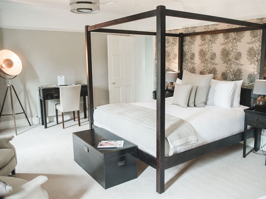 luxury suite, ensuite (samphire)