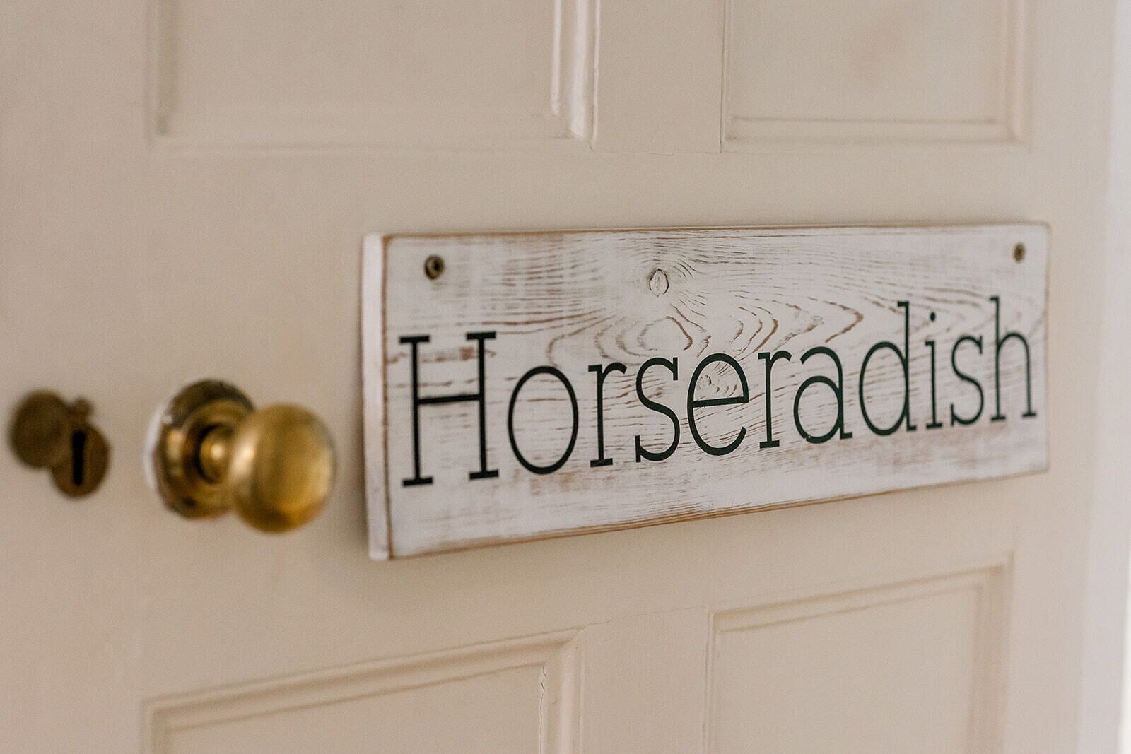 Standard Double Room, Ensuite (Horseradish)