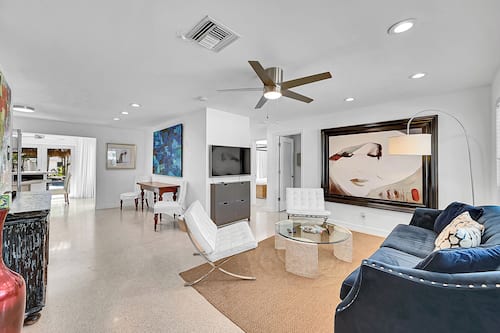 The Villa | Living area