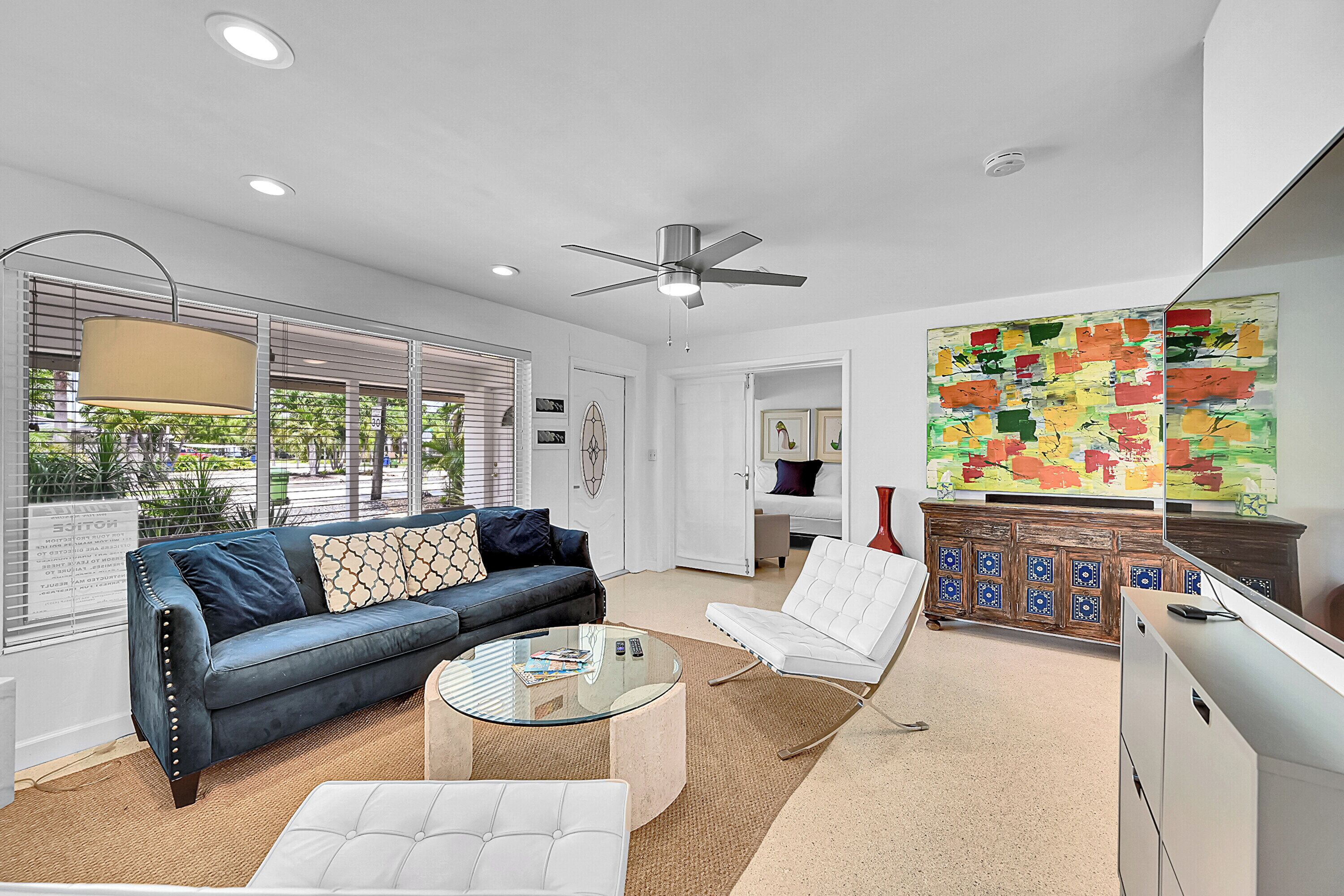 Smart TV 42 pulgadas con canales de televisión digitales, Netflix, Hulu