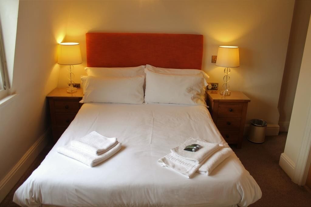 standard double room, ensuite | 1 bedroom