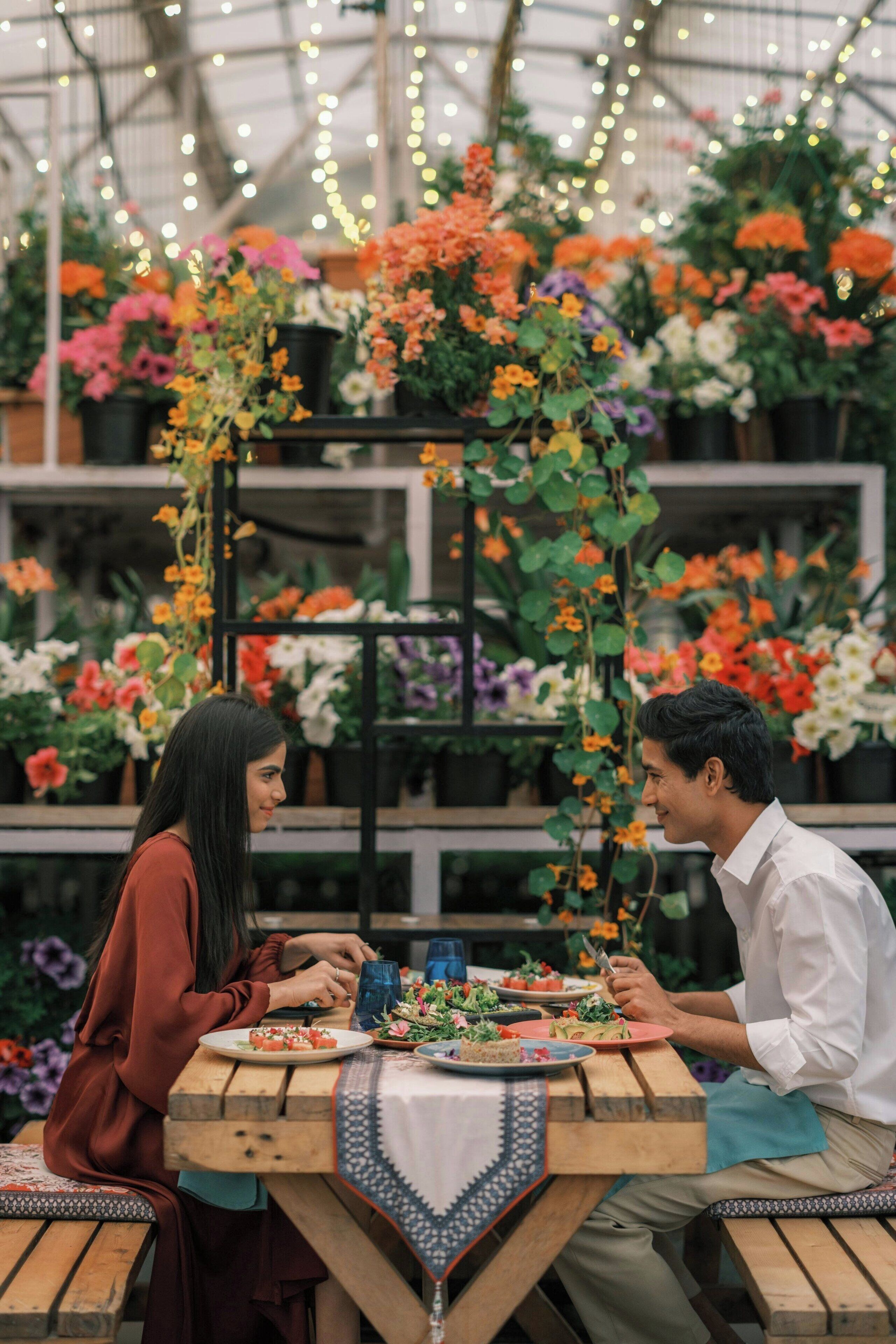 4 restaurants, breakfast, lunch, dinner served; international cuisine