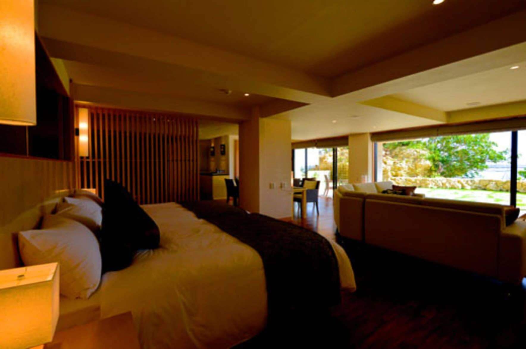 Premium bedding, minibar, in-room safe, individually furnished