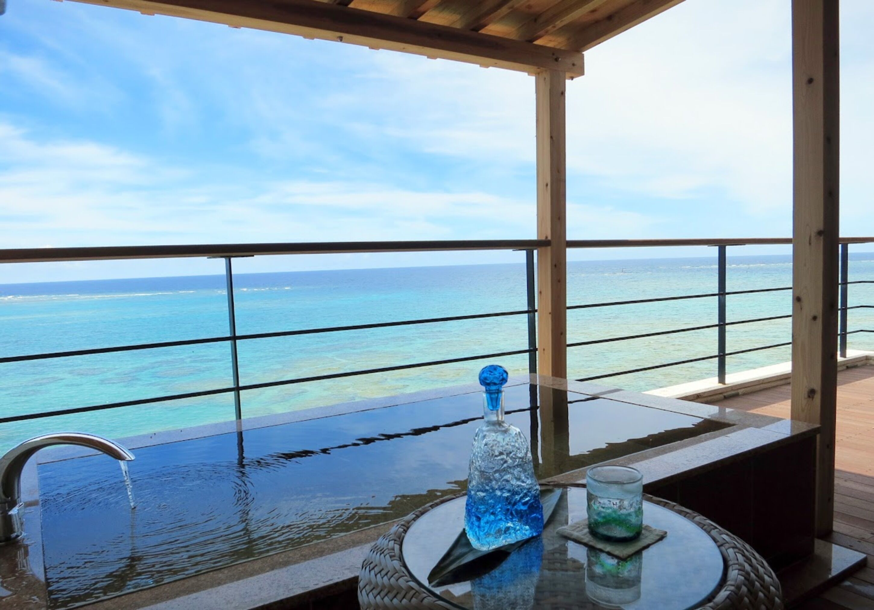 separate bathtub and shower, deep-soaking bathtub, free toiletries