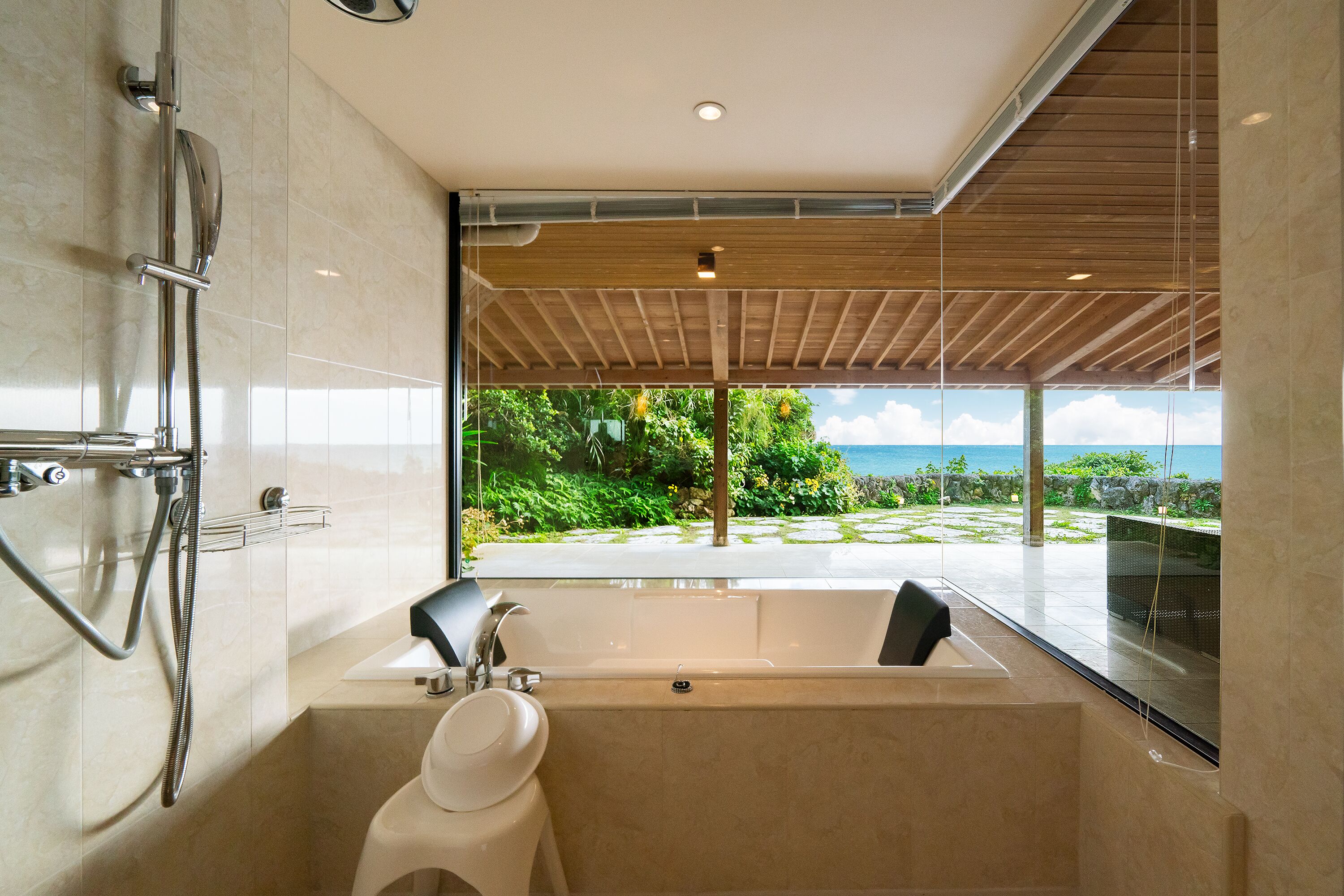 separate bathtub and shower, deep-soaking bathtub, free toiletries