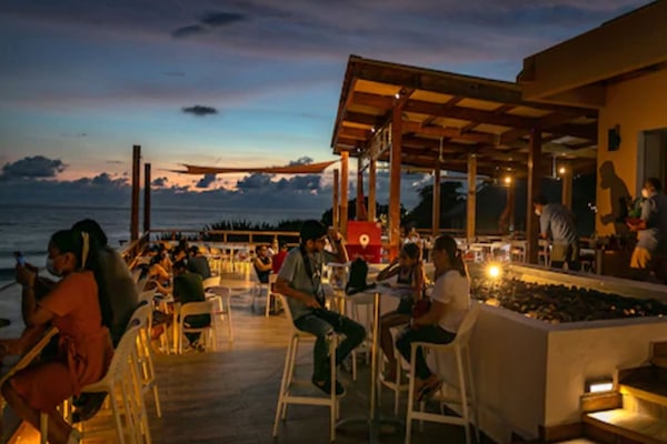 2 restaurants, breakfast, lunch, dinner served; local cuisine