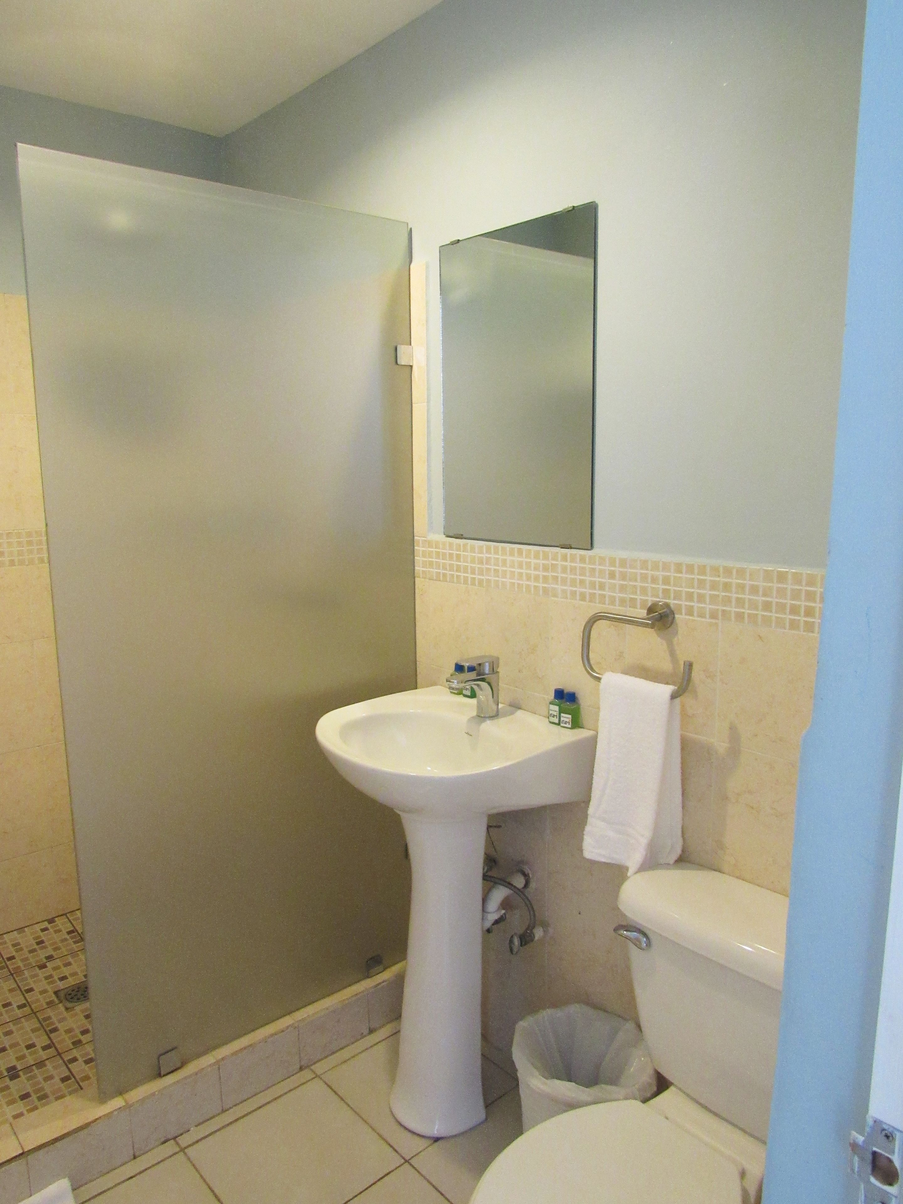 shower, free toiletries, towels