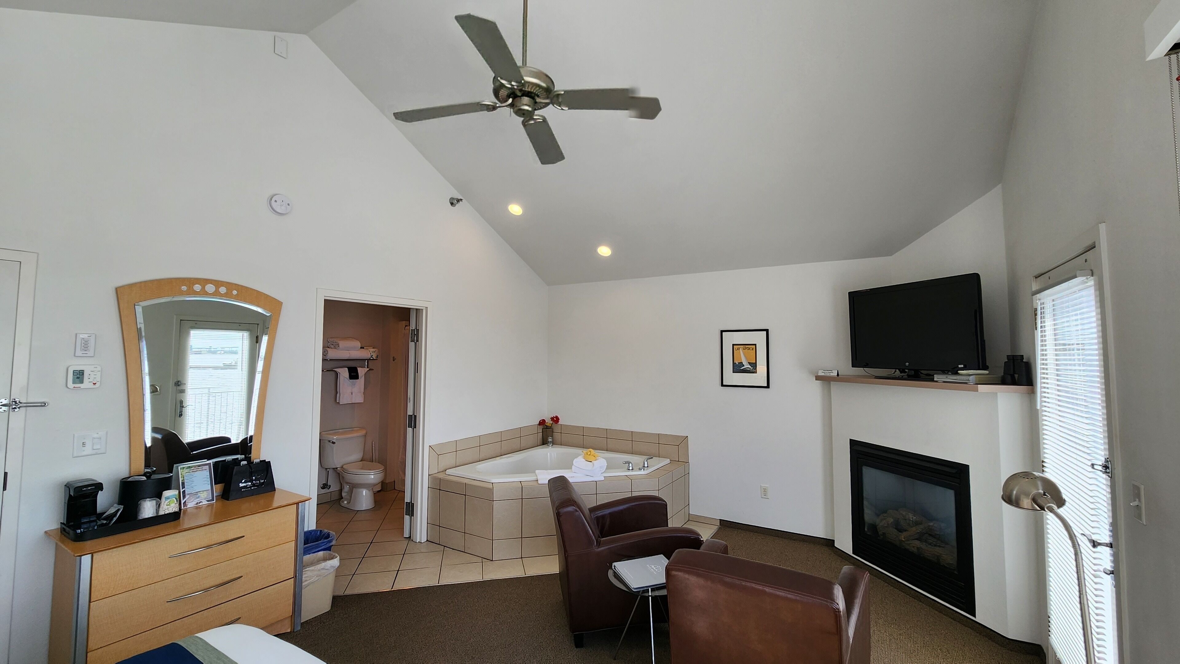 1 bedroom, premium bedding, soundproofing, iron/ironing board