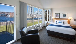 Suite junior, 1 cama Queen size, hidromasaje, vista al canal | Ropa de cama de alta calidad y insonorización