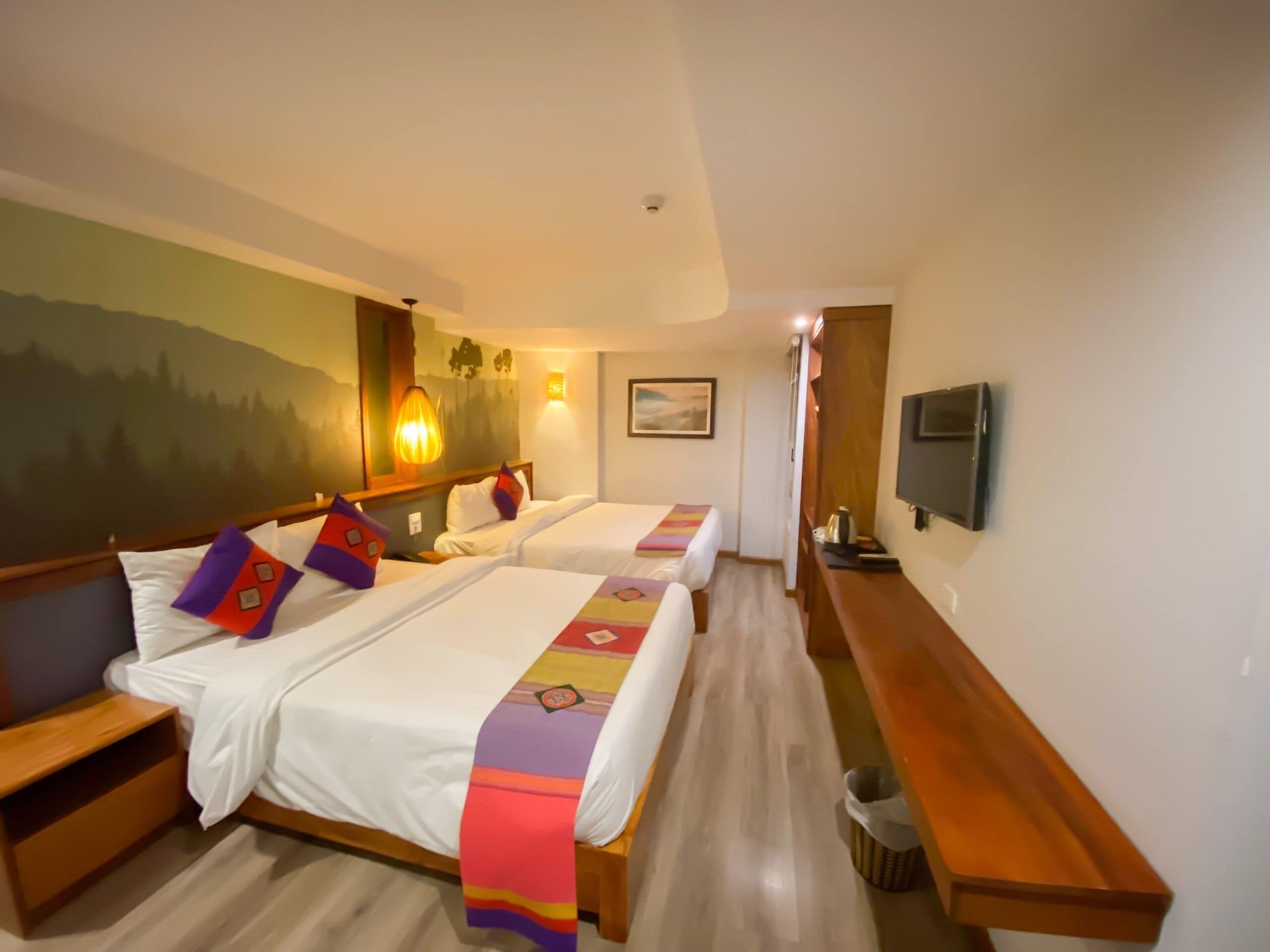 Family Room with Garden View | Minibar, in-room safe, desk, free WiFi