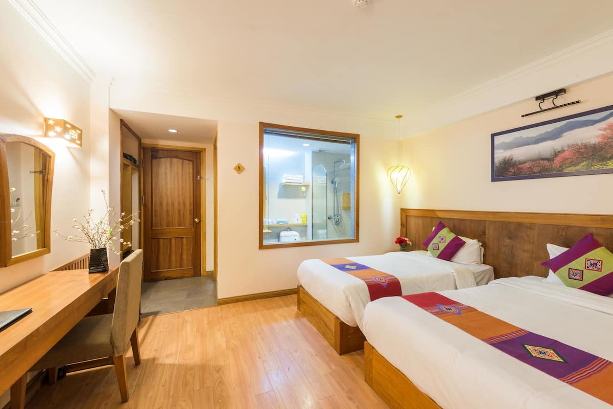 Minibar, in-room safe, desk, rollaway beds