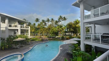 Apartemen | Pemandangan dari kamar