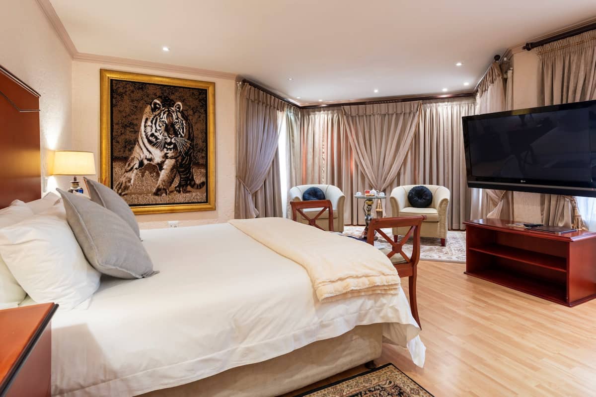 Suite | Luxe beddengoed, Tempur Pedic-bedden, verduisterende gordijnen