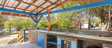BBQ/picnic area