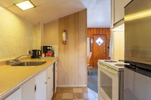 Swiss Cottage | Private kitchen