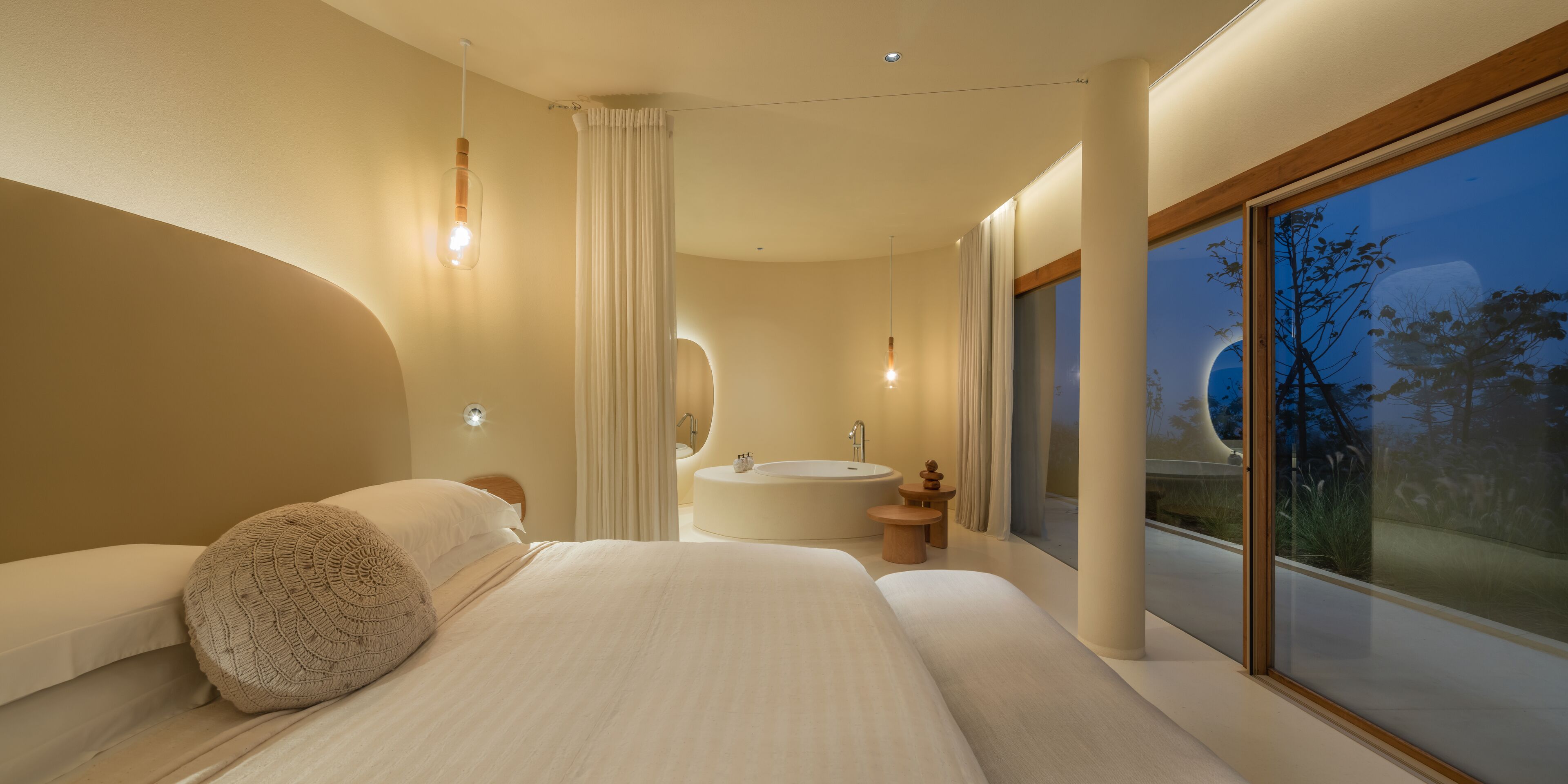sala signature villa one | 1 bedroom, premium bedding, down duvets, minibar
