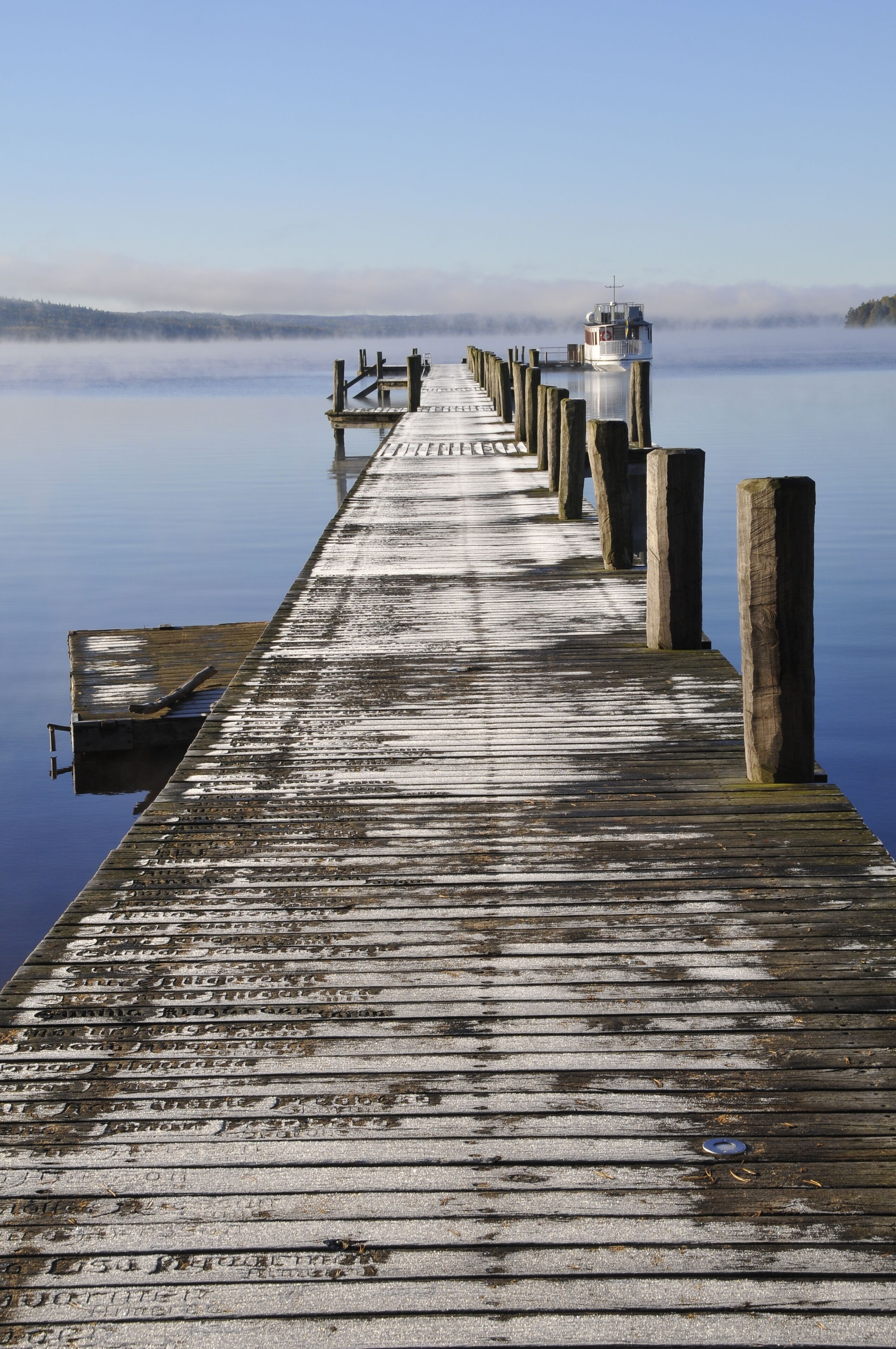 beach nearby, black sand, fishing