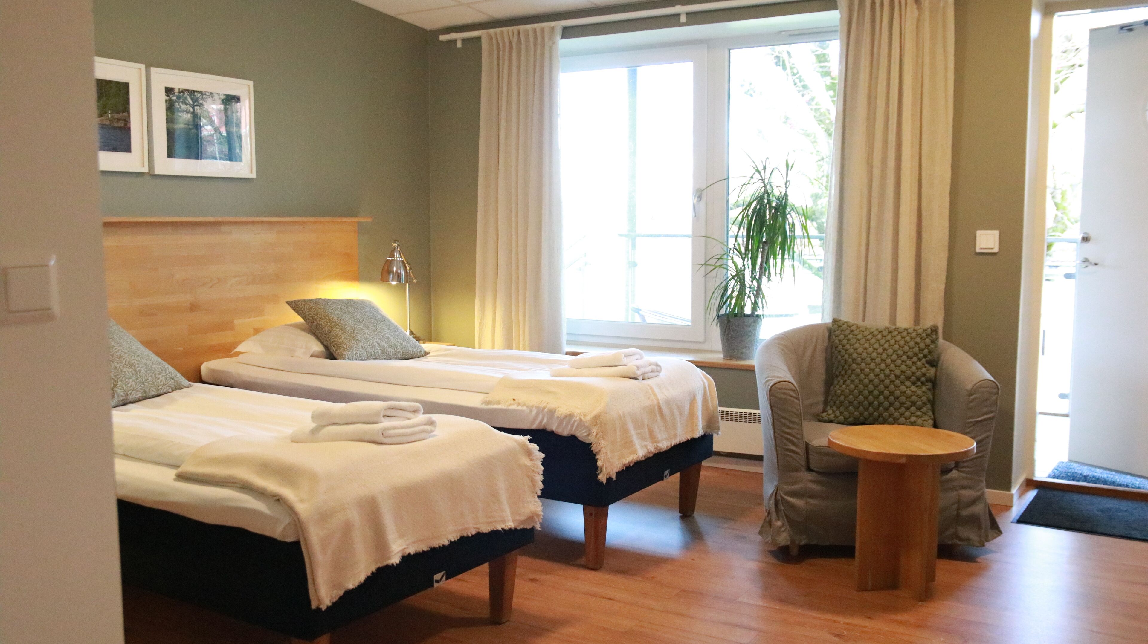 double or twin room | 1 bedroom, laptop workspace, blackout curtains, free wifi