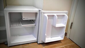 Mini fridge