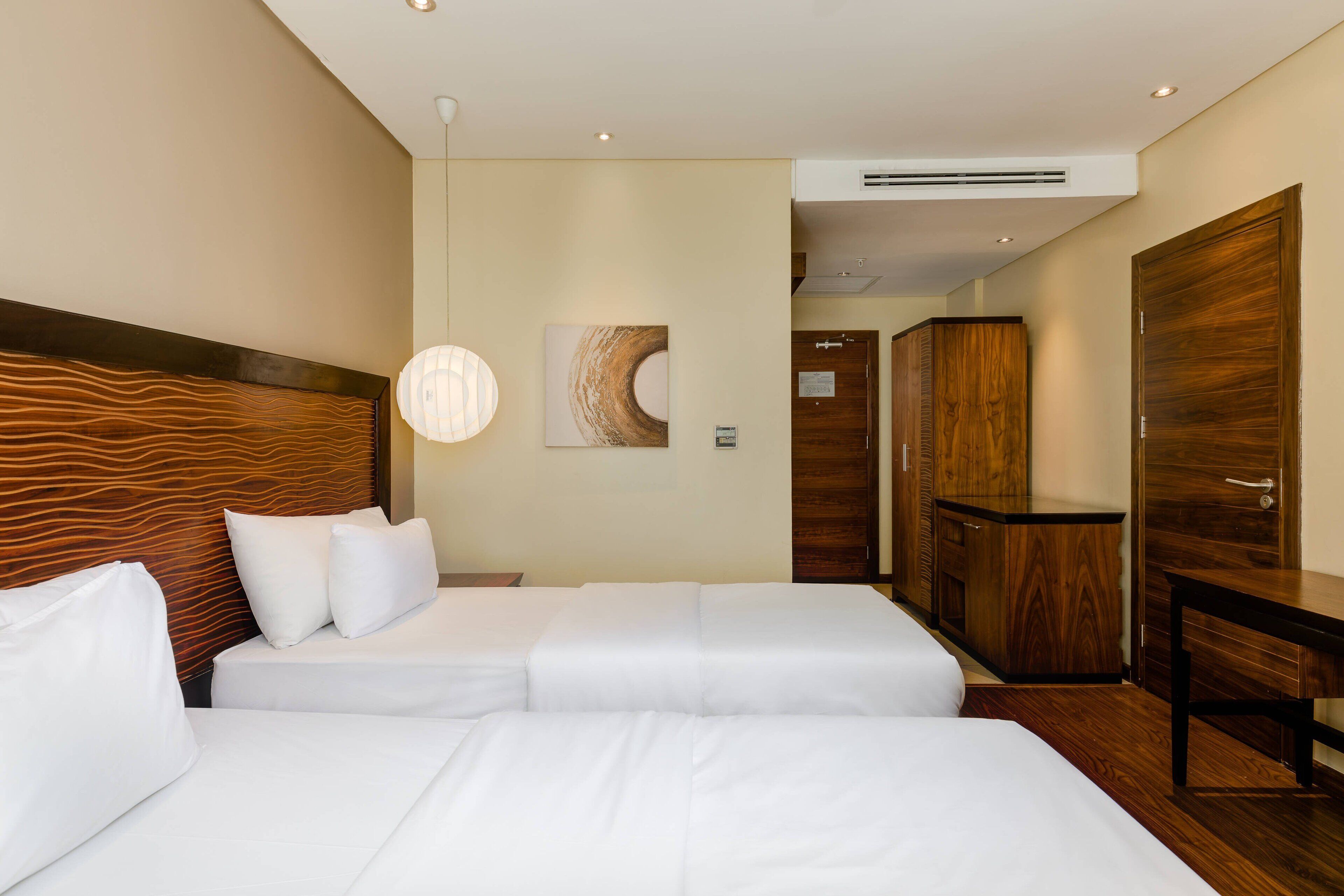 room, 2 single beds | premium bedding, minibar, in-room safe, desk