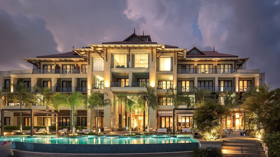 Eden Bleu Hotel