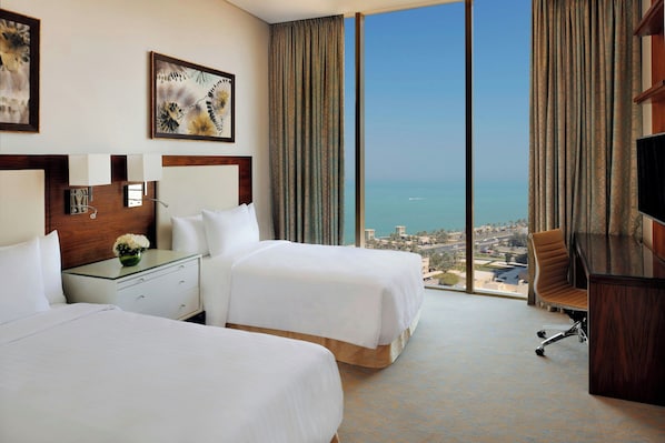 Premium bedding, in-room safe, desk, laptop workspace - Residence Inn by Marriott Kuwait City (Kuwait City)