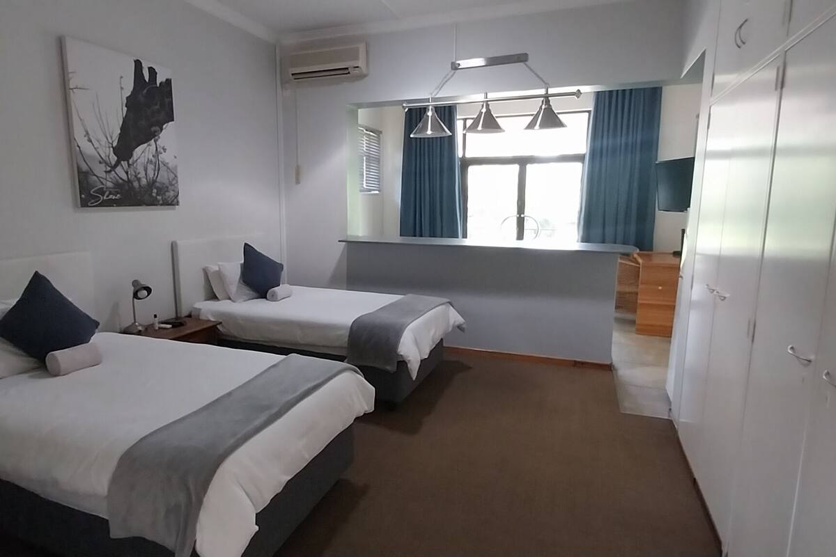 1 bedroom, in-room safe, individually decorated, individually furnished