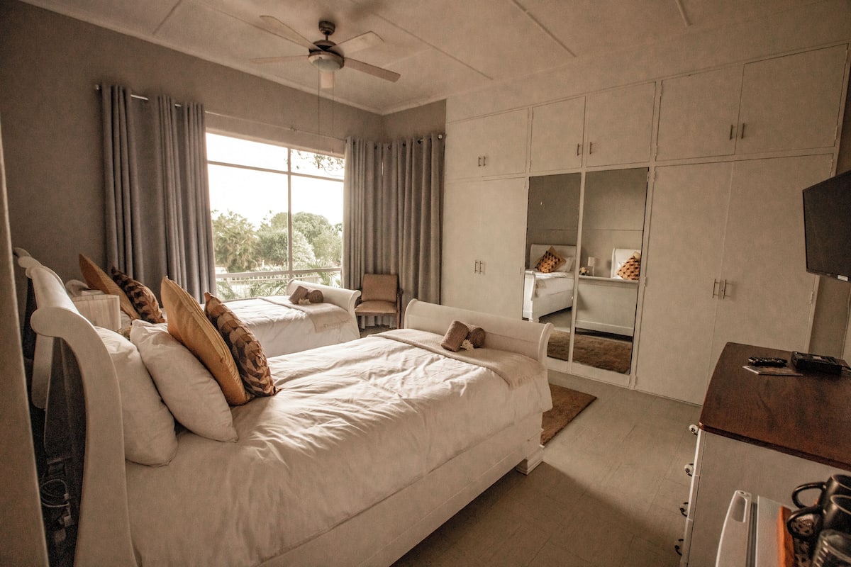 Comfort Quadruple Room | In-room safe, blackout drapes, iron/ironing board (on request)