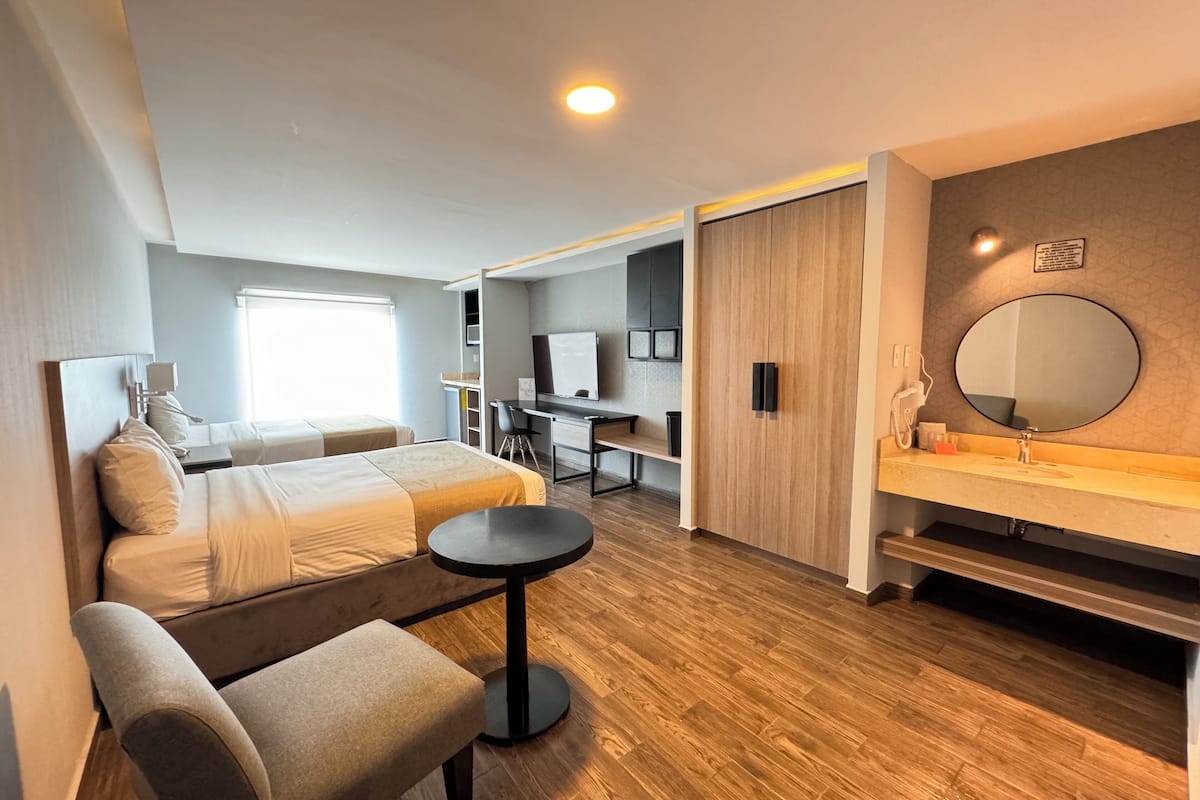 comfort single room | down duvets, in-room safe, individually furnished, desk